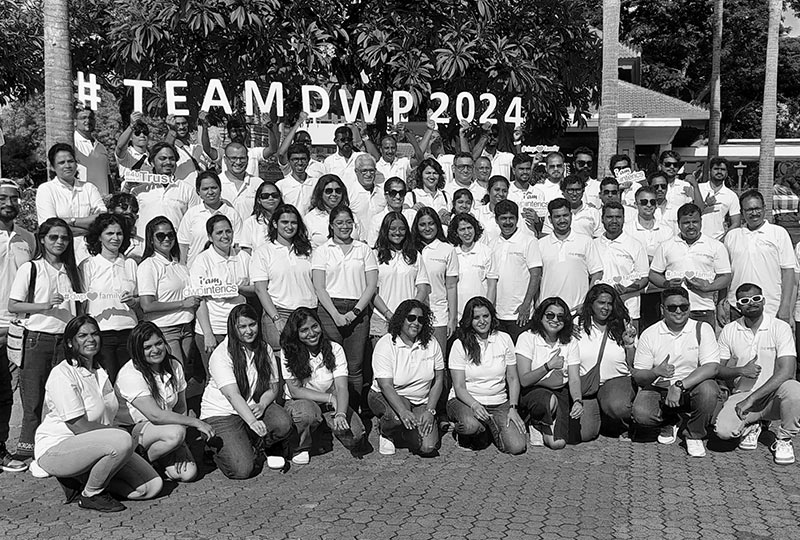 06 dwp-team-building-travel.jpg
